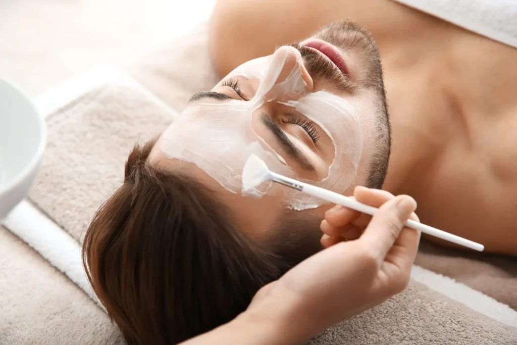 Kosmetikbehandlung Mann Gesichtspflege – Pure Skin Helmstedt
