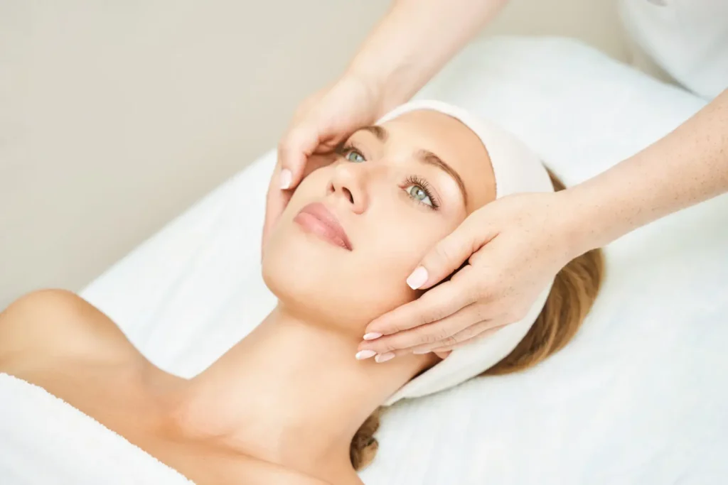 Tiefenentspannung Kosmetik Gesichtsbehandlung – Pure Skin Helmstedt
